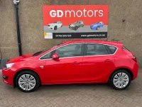 Używany Vauxhall Astra Excite 115 KM (84 kW) 2014 Czerwony Hatchback