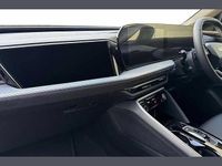 Used Audi Q5 Comfort 200 HP (147 kW) 2026 Green SUV