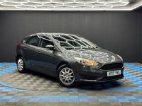 Begagnad Ford Focus Style 2017 Grå Halvkombi
