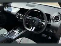 Usado Mercedes GLA200 Executive 161 HP (118 kW) 2025 Branco SUV