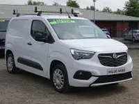 Used Vauxhall Combo Sportive 100 HP (73 kW) 2022 White MPV