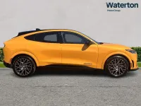 Used Ford Mustang GT 487 HP (358 kW) 2023 Orange Hatchback