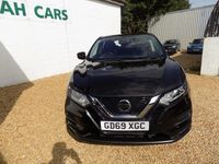 Used Nissan Qashqai Acenta Premium 115 HP (84 kW) 2020 Black SUV