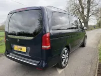 Usado Mercedes V250 2016 Azul Monovolume