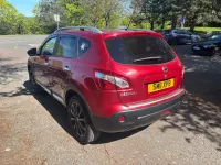 Używany Nissan Qashqai N-TEC 110 KM (80 kW) 2011 Czerwony SUV