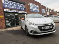 Used Peugeot 208 Roland Garros 110 HP (80 kW) 2016 White Hatchback