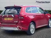 Used Mitsubishi Outlander P-HEV 177 HP (130 kW) 2018 Red Estate