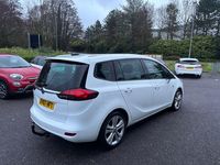 Used Vauxhall Zafira SRi 170 HP (125 kW) 2017 White MPV