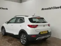 Used Kia Stonic 99 HP (72 kW) 2021 White SUV