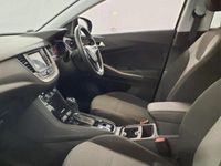 Used Vauxhall Grandland X S 120 HP (88 kW) 2019 Grey SUV