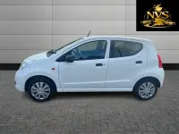 Used Suzuki Alto 68 HP (50 kW) 2013 White Hatchback