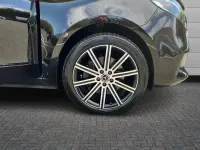 Used Mercedes V300 Premium 234 HP (172 kW) 2025 Obsidian black MPV