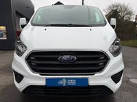Used Ford Transit Custom Limited 130 HP (95 kW) 2022 White Van