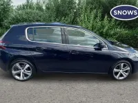 Usado Peugeot 308 Allure 131 CV (96 kW) 2019 Azul Utilitario