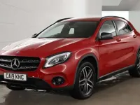 Used Mercedes GLA180 Urban 122 HP (89 kW) 2019 Red SUV