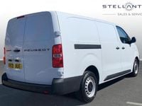 Used Peugeot Expert 143 HP (105 kW) 2025 White Van