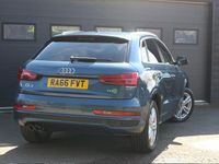 Begagnad Audi Q3 S-Line 150 HK (110 kW) 2017 Blå SUV