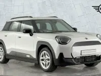 Używany Mini Aceman 133 kW (181 KM) 2025 Biały SUV