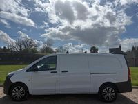 Begagnad Mercedes Vito Progressive 2021 Vit Van