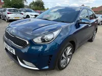 Used Kia Niro 2017 Blue SUV