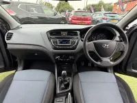 Used Hyundai i20 84 HP (61 kW) 2016 Black Hatchback