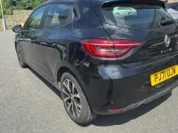 Used Renault Clio Iconic 90 HP (66 kW) 2022 Hatchback