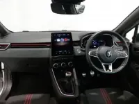 Used Renault Clio V RS Line 90 HP (66 kW) 2023 White Hatchback