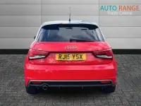 Usado Audi A1 Sportback S-Line 116 CV (85 kW) 2015 Rojo Utilitario