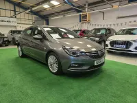 Used Vauxhall Astra Elite 200 HP (147 kW) 2018 Grey Hatchback