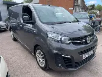 Second-hand Vauxhall Vivaro S 145 CP (106 kW) 2024 Gri Monovolum