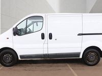 Second-hand Vauxhall Vivaro 90 CP (66 kW) 2011 Alb Monovolum