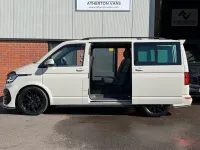 Begagnad VW Transporter Highline 2023 Grå Van