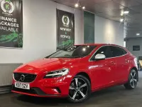 Gebraucht Volvo V40 R-Design 190 PS (139 kW) 2017 Rot Kleinwagen