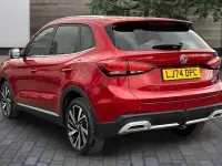 Usado MG ZS Trophy 196 CV (144 kW) 2025 Rojo SUV