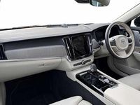 Used Volvo V90 Ultra 455 HP (334 kW) 2025 Black Estate