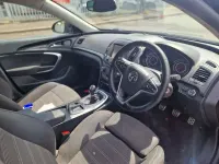 Begagnad Vauxhall Insignia SRi 2016 Svart Halvkombi