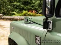 Used Land Rover Defender Heritage 2004 Green Estate
