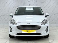 Usado Ford Fiesta Titanium 100 HP (73 kW) 2018 Branco Citadino