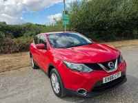 Used Nissan Qashqai Acenta 115 HP (84 kW) 2016 Red SUV