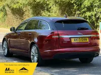 Used Jaguar XF Sportbrake Portfolio 200 HP (147 kW) 2013 Red Estate