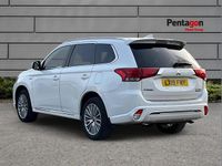 Used Mitsubishi Outlander P-HEV 174 HP (127 kW) 2019 White SUV
