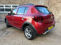 Used Dacia Sandero Comfort 90 HP (66 kW) 2018 Red Hatchback