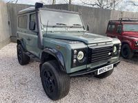Used Land Rover Defender 127 HP (93 kW) 2002 Red Pickup
