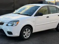 Used Kia Rio 109 HP (80 kW) 2011 White Hatchback