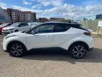 Used Toyota C-HR 122 HP (89 kW) 2018 White SUV