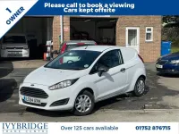Usado Ford Fiesta 94 HP (69 kW) 2014 Branco Citadino
