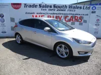 Begagnad Ford Focus Titanium 115 HK (84 kW) 2015 Silver Halvkombi