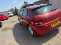 Used Citroën C4 Feel 108 HP (79 kW) 2016 Red Hatchback