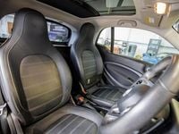 Used Smart ForTwo Coupé Premium 71 HP (52 kW) 2017 Black Coupe