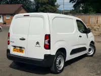 Used Citroën Berlingo 100 HP (73 kW) 2023 White MPV